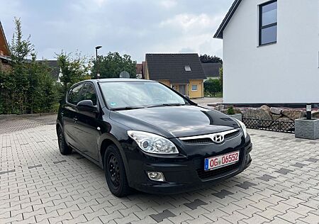 Hyundai i30 - 2. Hand - TÜV - Zuverlässig & Spar