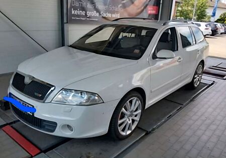 Skoda Octavia Combi 2.0 TFSI RS RS