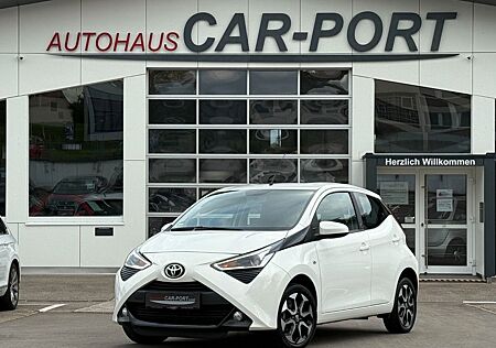 Toyota Aygo (X) Aygo -play Team D