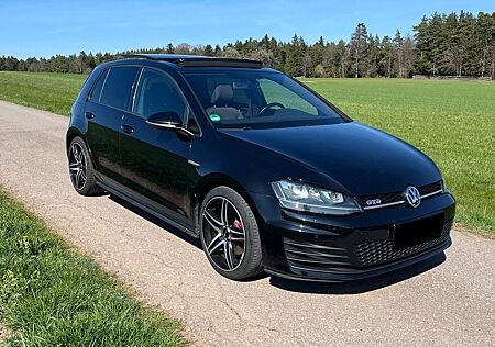 VW Golf Volkswagen 2.0 TDI DSG BMT GTD mit AHK
