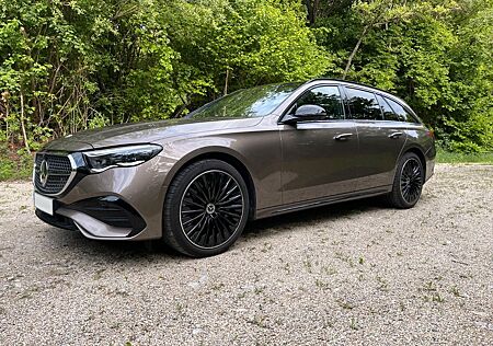 Mercedes-Benz E 450 4MATIC T MBUX Luftfahrwerk AMG Paket