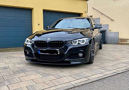 BMW 330i xDrive A M Sport