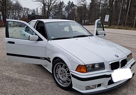BMW 318i