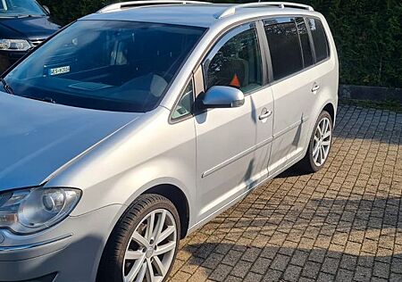 VW Touran Volkswagen 1.4 TSI 103kW -