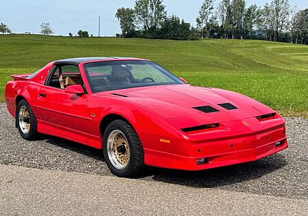 Pontiac Trans Am TransAm GTA mit 5,7-Liter V8, T-Tops H-Zulassung