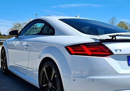 Audi TT Coupe 2.0 TFSI S tronic -