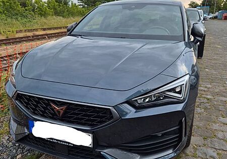 Cupra Leon 1.5 eTSI 110kW DSG -