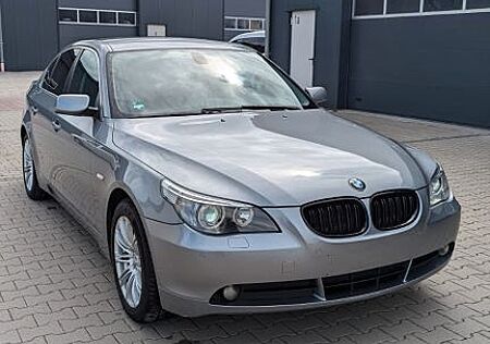 BMW 520i -