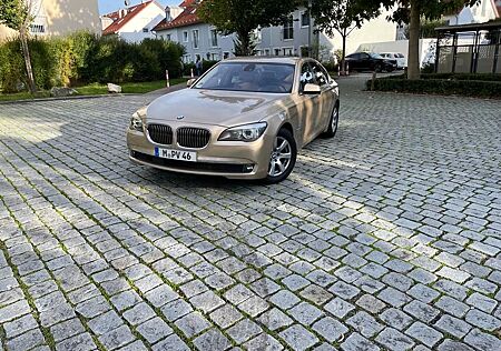 BMW 730d F01 - Fahrerausgerichtete Ausstattung