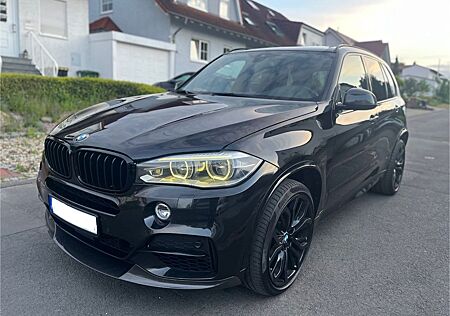 BMW X5 M50d F15 21 Zoll M-Paket LED 7Sitzer TüV neu