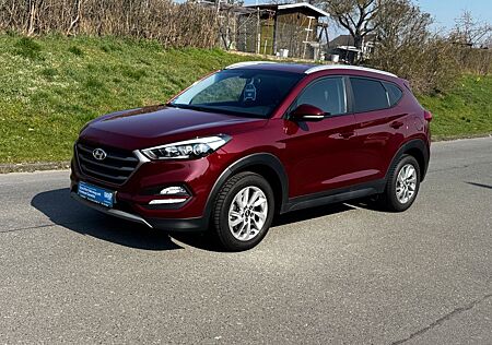 Hyundai Tucson blue Trend 2WD TÜV bis 12.2027 & Garantie