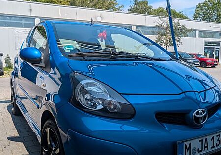 Toyota Aygo (X) Aygo (X) 1,0 Team MultiMode-Getriebe Team