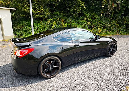 Hyundai Genesis Coupé 3.8 V6 | Sportauspuff | TÜV 5/26
