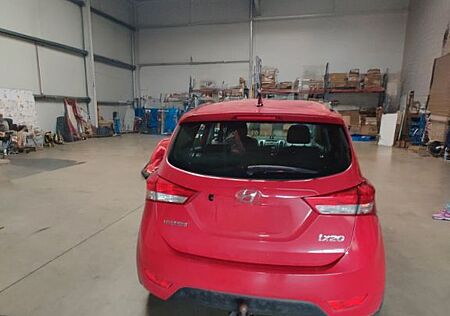Hyundai ix20 1.4 Benzin und LPG (Gas)Crossline Crossline