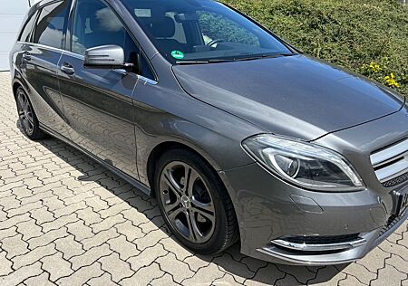 Mercedes-Benz B 180 B -Klasse