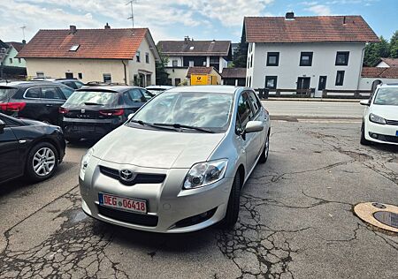 Toyota Auris Sol