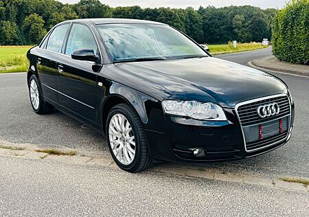 Audi A4 2.0-Automatik-17 Zoll Alu-Allwetter-Tüv neu-