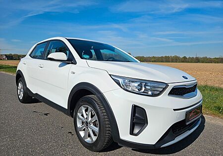 Kia Stonic 1.2 / Edition 7 / Bluetooth /