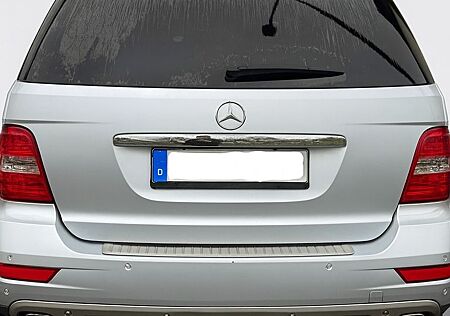 Mercedes-Benz ML 300 CDI 4MATIC BlueEFFICIENCY -