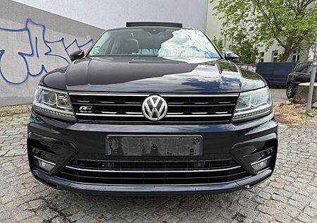 VW Tiguan Volkswagen 2.0 TDI DSG 4MOTION R Line Pano-Leder-ACC