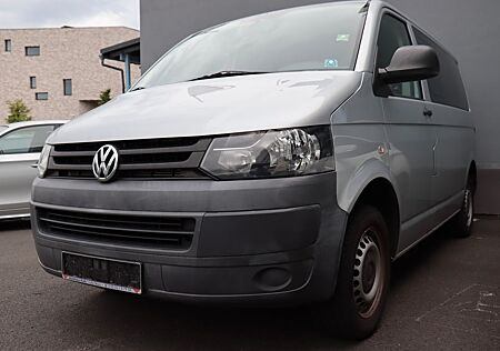 VW T5 Transporter Volkswagen als 9-Sitzer / Klima / Schiebetür