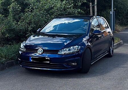 VW Golf Volkswagen 1.4 TSI 92kW Sound Variant Sound GTI Optik