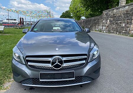 Mercedes-Benz A 180 BlueEFFICIENCY -