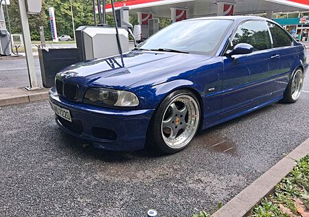 BMW 323Ci -