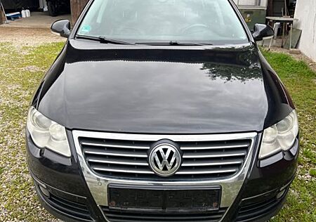 VW Passat Volkswagen 2.0 TDI DPF 125kW Highline 4 Motion Xenon