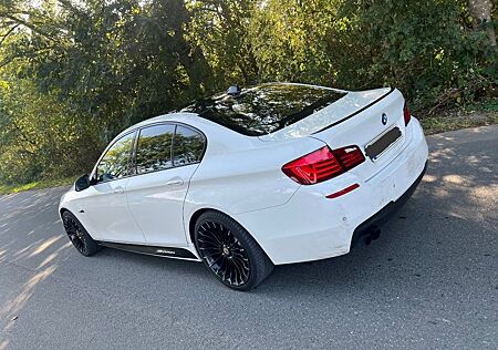BMW 520d -M -Paket Sehr Gepflegt 20 Zoll Felgen