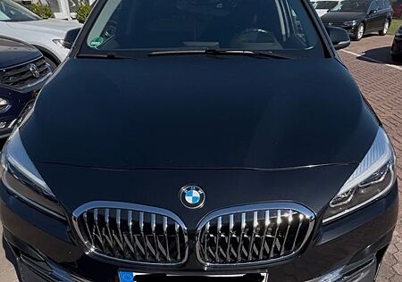 BMW 2er 220 Active Tourer 220i Steptronic DCT Luxury...
