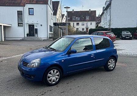 Renault Clio mit TÜV und neue WKR