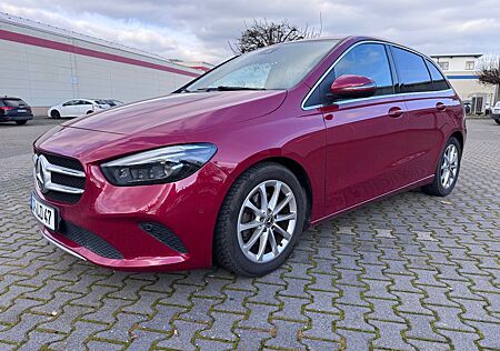 Mercedes-Benz B 200 B200 Aut. - NAVI + LED + SHZ + RADAR + 360CAM