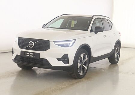 Volvo XC 40 XC40 B3 Plus Dark Pano AHK 360Kam Licht-Paket