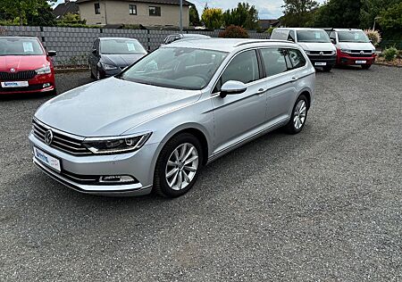 VW Passat Variant Volkswagen PAS. VAR.HIGHL. LED/NAVI/ACC/FAHRERS.M.MASSAGEF.