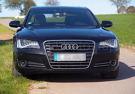 Audi A8 4.2 FSI quattro tiptronic