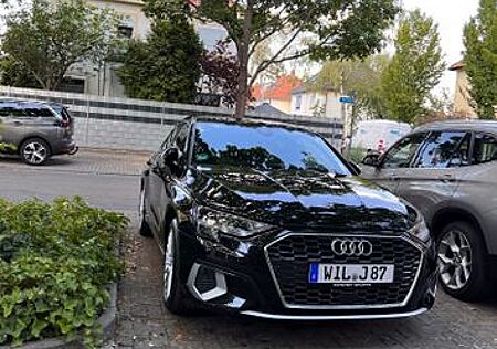 Audi A3 30 TFSI S tronic advanced advanced