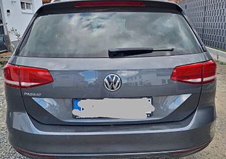 VW Passat Variant Volkswagen 1.6 TDI SCR BlueMotion Varian...