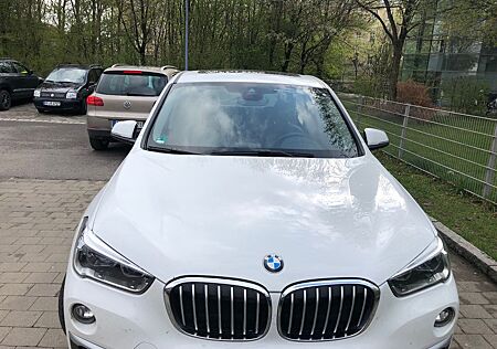 BMW X1 xDrive18d xLine (Allrad) 5-Türer