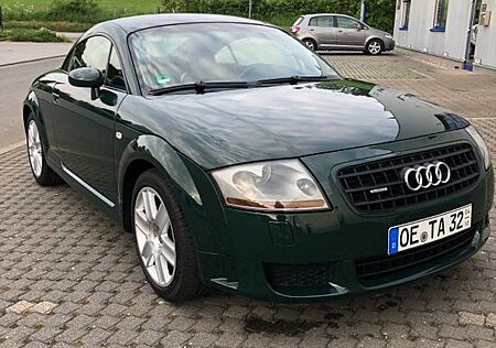 Audi TT Coupe 3.2 DSG quattro -