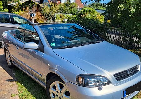 Opel Astra Cabrio 2.2 -