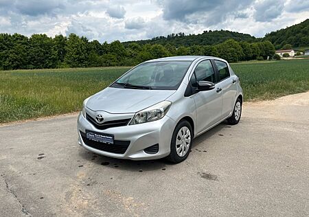 Toyota Yaris 1,33-l-Dual-VVT-i Life