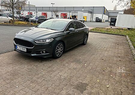 Ford Mondeo 2,0 TDCi Bi-Turbo Titanium PowerShift...