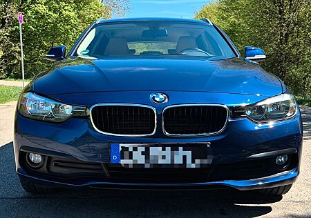 BMW 320d Touring Advantage, Leder, AHK, Navigation..
