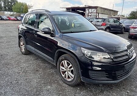 VW Tiguan Volkswagen 2,0 TDI Klimaautomatik Navi Panorama Alus