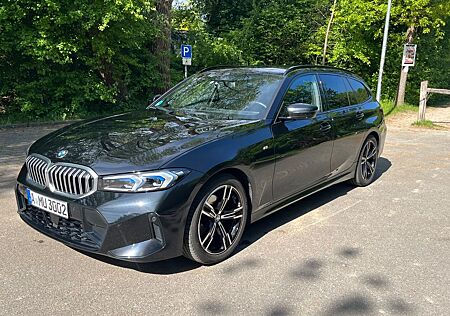 BMW 320i Touring M Sport