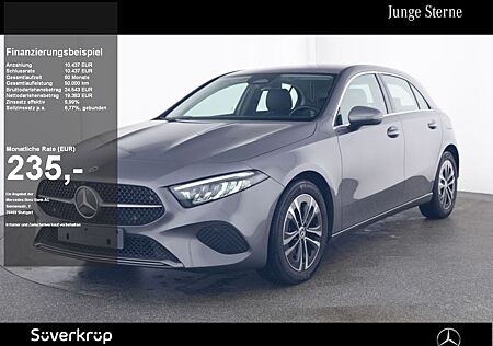 Mercedes-Benz A 200 , PROGRESSIVE SPUR AHK KAMERA PDC SHZ