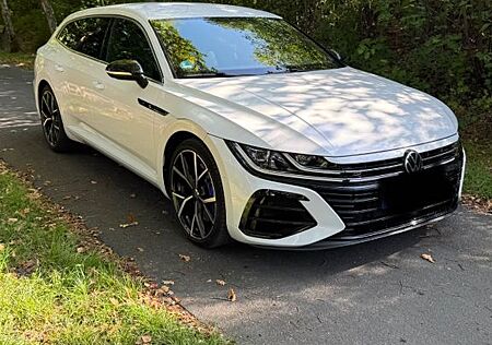 VW Arteon Volkswagen 2.0 TSI OPF DSG 4MOTION R Shooting Br...
