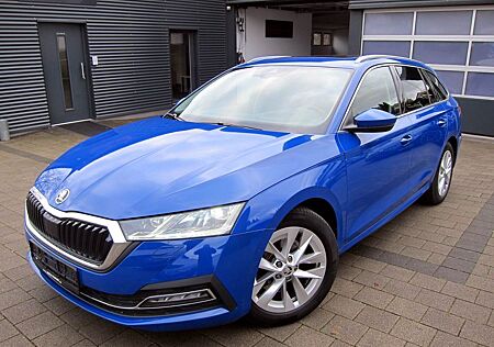 Skoda Octavia Combi 1,5 TSI LED AHK NAVI HeadUP Kamera