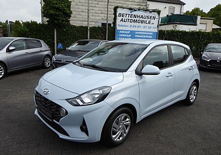 Hyundai i10 erst 26.200 KM!! 1.Hand Navi SHZ R-Kamera